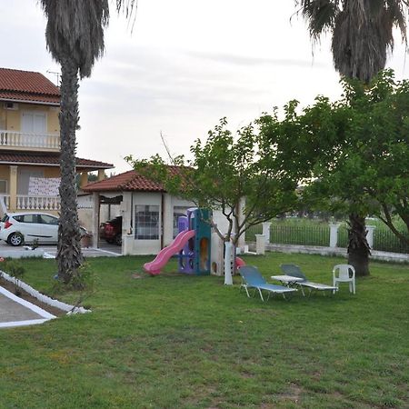 Neptune Resort Kavos Luaran gambar