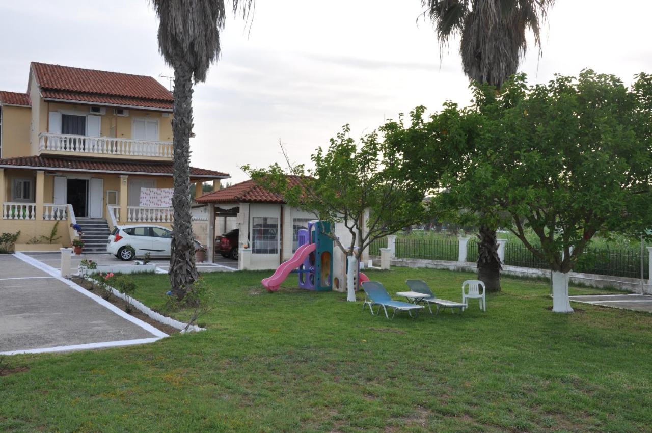 Neptune Resort Kavos Luaran gambar