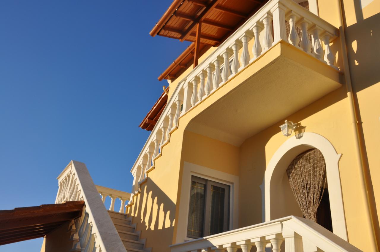 Neptune Resort Kavos Luaran gambar